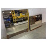 2 Mirrors