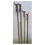 4 Pipe Clamps