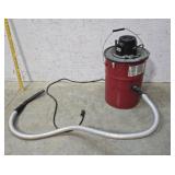 Ash vacuum works