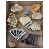 Metal piano music boxes and figures