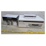 Bose Wave radio with companion 2 speakers new in