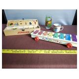 Vtg Newcor Sesame Street, Peanuts, Fisher Price,