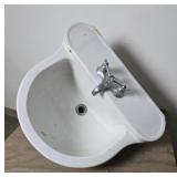 White porcelain sink