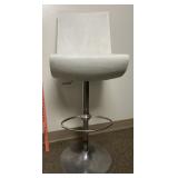 Ciao White Stool with Adjustable Height