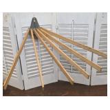 Folding wall hanger drying rack