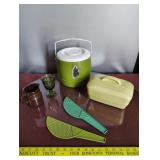 Hall, Bucket Bee, retro kitchen etc