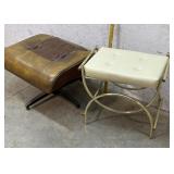 2 Stools