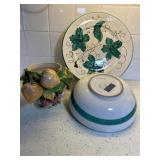 Italian pottery vase, 6ï¿½ tall.  Great condition.
