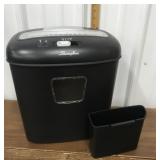 Swingline paper shredder *new