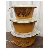 3 Pyrex ï¿½Old Orchardï¿½ lidded dishes