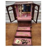 Jewelry box with contents necklaces