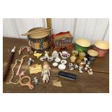 Toys, tiny figures etc *not all perfect