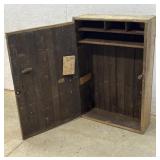 1 Door Hanging Cupboard 26/9/39