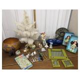 End of consignment goodies- Christmas tree,