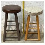 2 Kitchen Stools