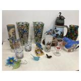 Birds with other accessories- vases, teapot,