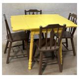 Drop Leaf Kitchen Table w/ 4 Chairs 42/36/29