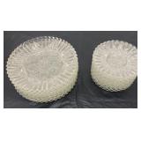 10 Dinner Plates And 14 Dessert Plates