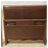 Mahogany Bed -Atlas Furniture Co. 40/78