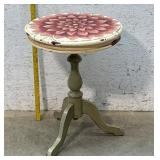 Painted End Table 20/27