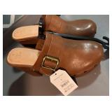 Brand new/tags size 7 memory foam heel clog