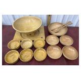 2 sets Wooden salad bowls and serving utensils