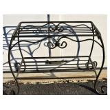 Longaberger Wrought Iron Basket Stand (70327).