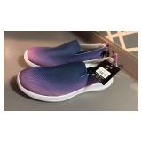 Brand new/tags fabric upper memory foam size 8
