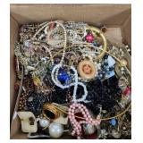 Large amount of jewelry bits and pieces tangle