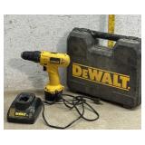 DeWalt Drill w/Case - works