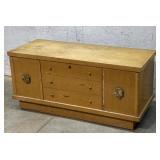 Lane blanket Chest 43/18/20