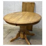 Round Oak Table w/ leaf -42/30