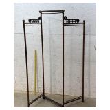 3 Section Stick & Ball Dressing Screen