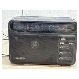 Optimus Portable AM/FM Radio - works