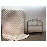 Serta Queen Size Mattress set CLEAN w/