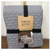 Frye & Co. 2 pc. Quilt set