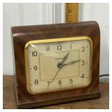 Sentinel electric clock *works, may need rewiring