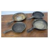 4 cast iron pans - 1 Wagner