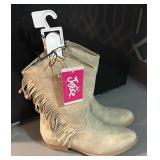 Brand new/tags girls size 2 western boot tan