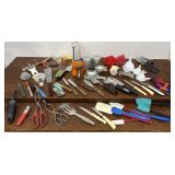 Kitchen utensils, nice vintage pieces