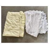 Waffle weave approx. 82x63 and afghan approx.