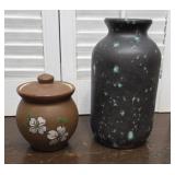 2pcs pottery - Pigeon Forge & Nate Berkus