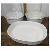 Corning Ware casseroles *tiny chip on lid