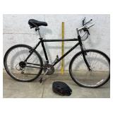 Gary Fisher Aquila Mountain Bike w/ helmet