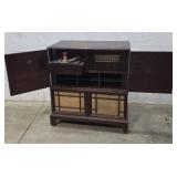 Rca victor radio / turntable 30"16"33"