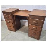 Knee hole desk / vanity 47"17"29"