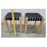 2 Stools