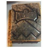 1885 The Holy Bible The ï¿½Peerlessï¿½ Edition