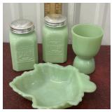 Jadeite salt and pepper, egg and leaf dish