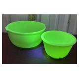 Glow glass Jadeite Uranium mixing stand bowls